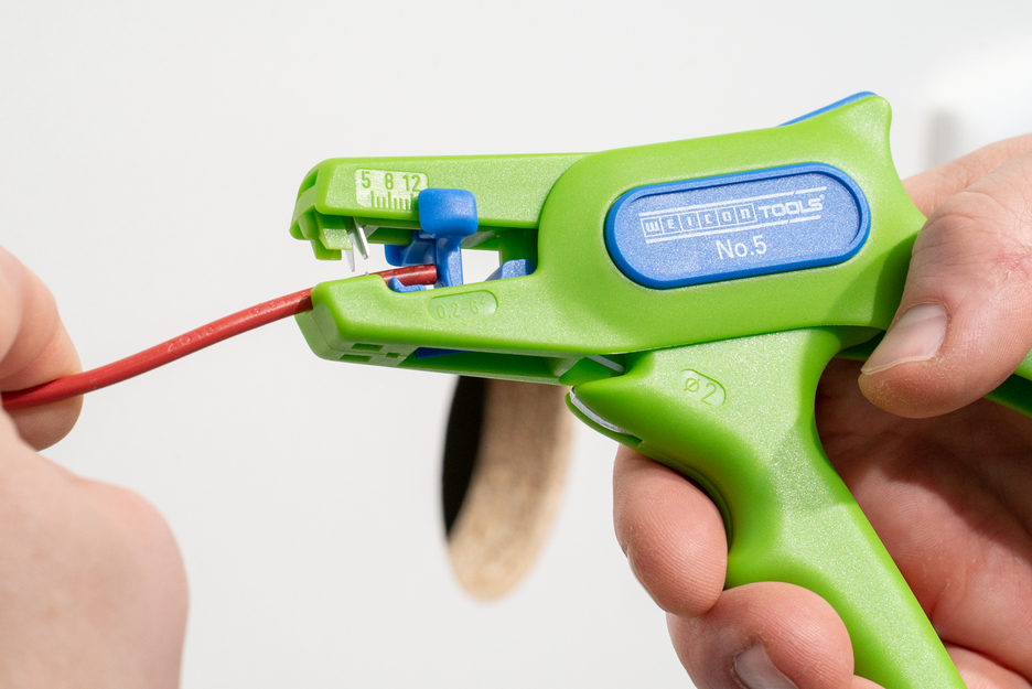 Wire Stripper No. 5 Green Line | ferramenta de descarne sustentável I para todos os condutores trançados e sólidos comuns, intervalo de trabalho 0,2 - 6,0 mm²