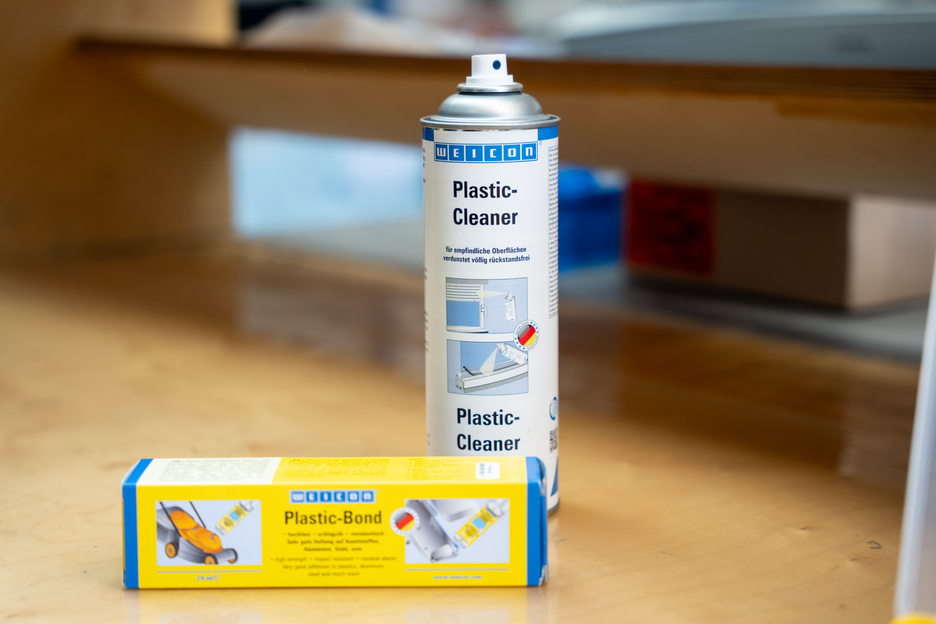Spray de Limpeza de Plásticos | para a limpeza de aplicações em plástico