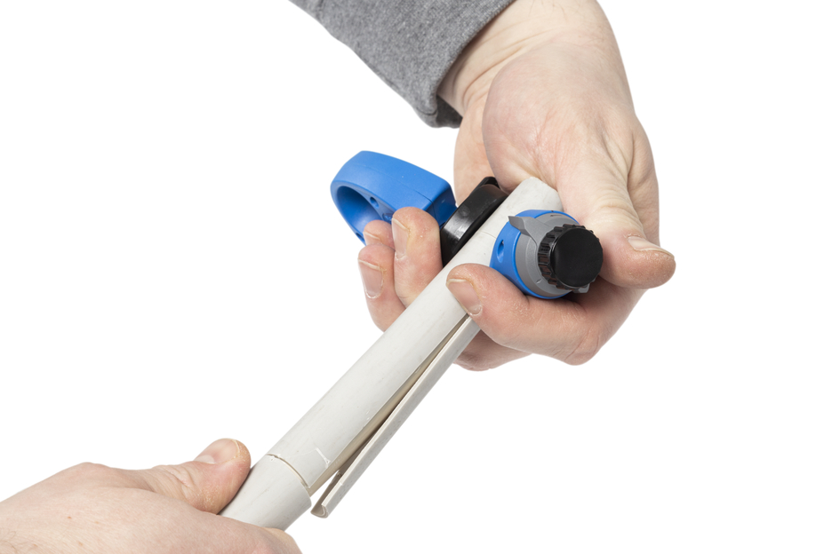 Descarnador de cabos nº 4-29 em espiral | corte redondo, longitudinal e em espiral de 4,5 a 29 mm I profundidade da lâmina convenientemente ajustável de 0 a 3 mm com botão de controlo bloqueável