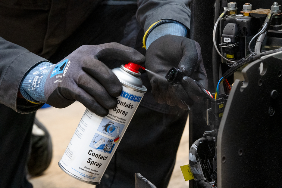 Spray de Contato | proteção e cuidados a ter com os contatos elétricos
