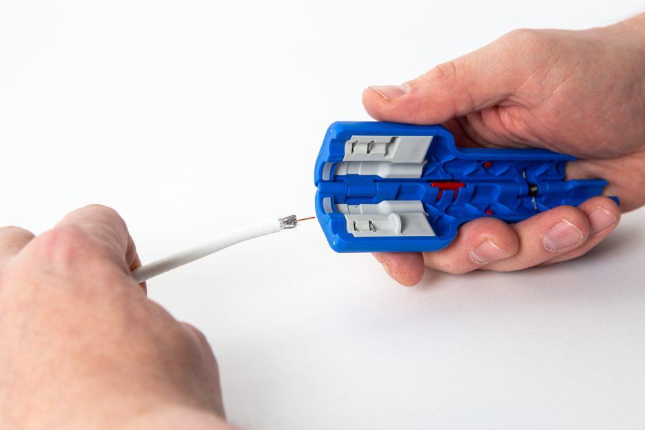 Coax-Stripper No 1 F Plus - para cabos mini ou midi coaxiais | para descarnar e retirar cabos coaxiais inclui auxiliar de destorcer