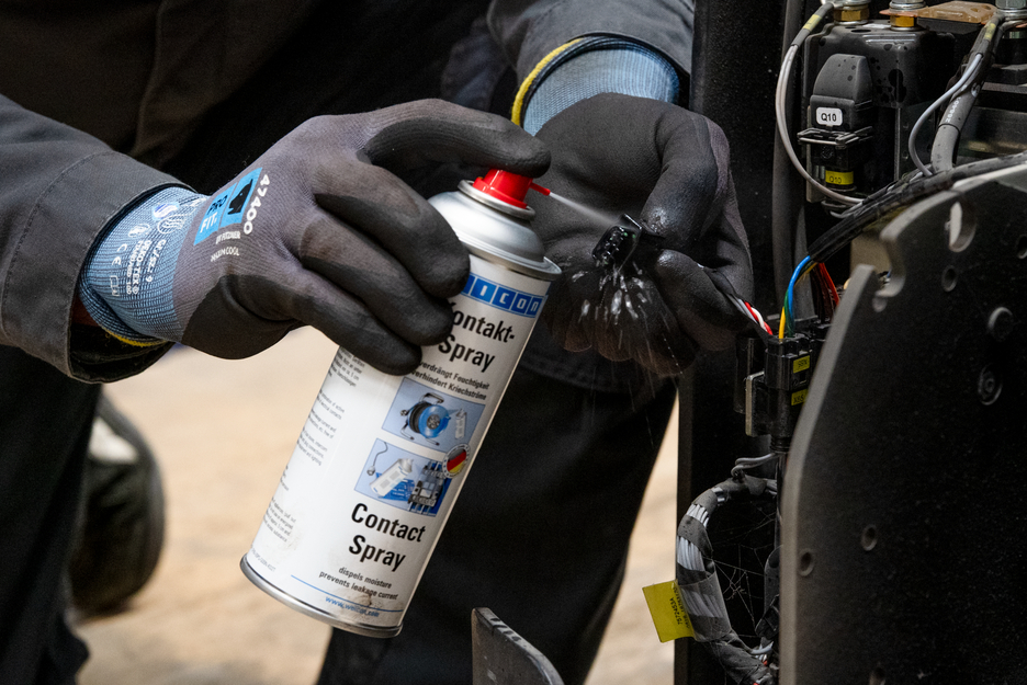 Spray de Contato | proteção e cuidados a ter com os contatos elétricos