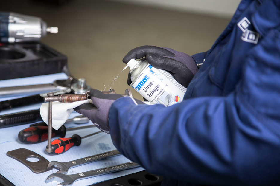 Spray de Limpeza Cítrico | agente de limpeza universal com um teor de isopropanol superior a 75%