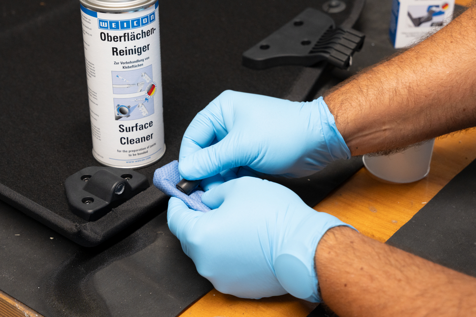 Spray de Limpeza de Superfícies | Para o pré-tratamento das superfícies a colar