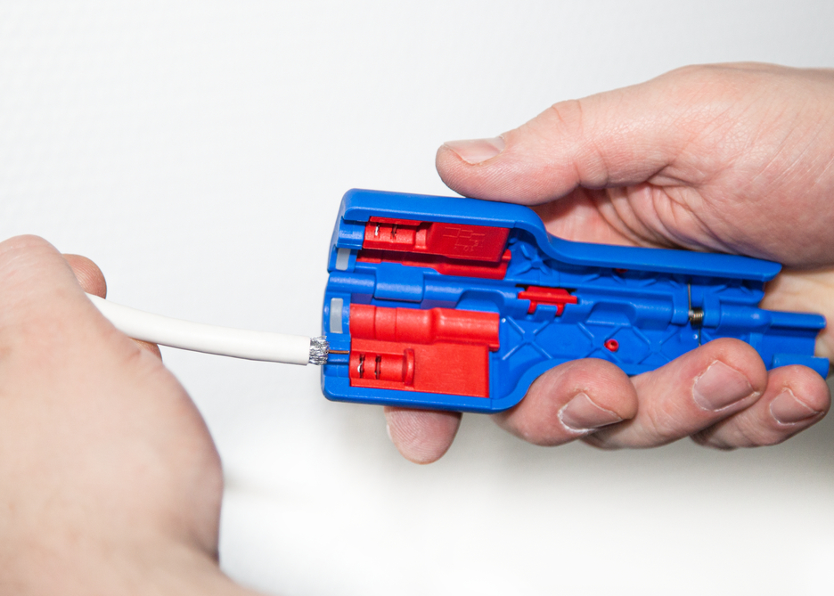Coax-Stripper No 1 F Plus - adequado para conectores de parafuso F | para descarnar e retirar cabos coaxiais inclui auxiliar de destorcer