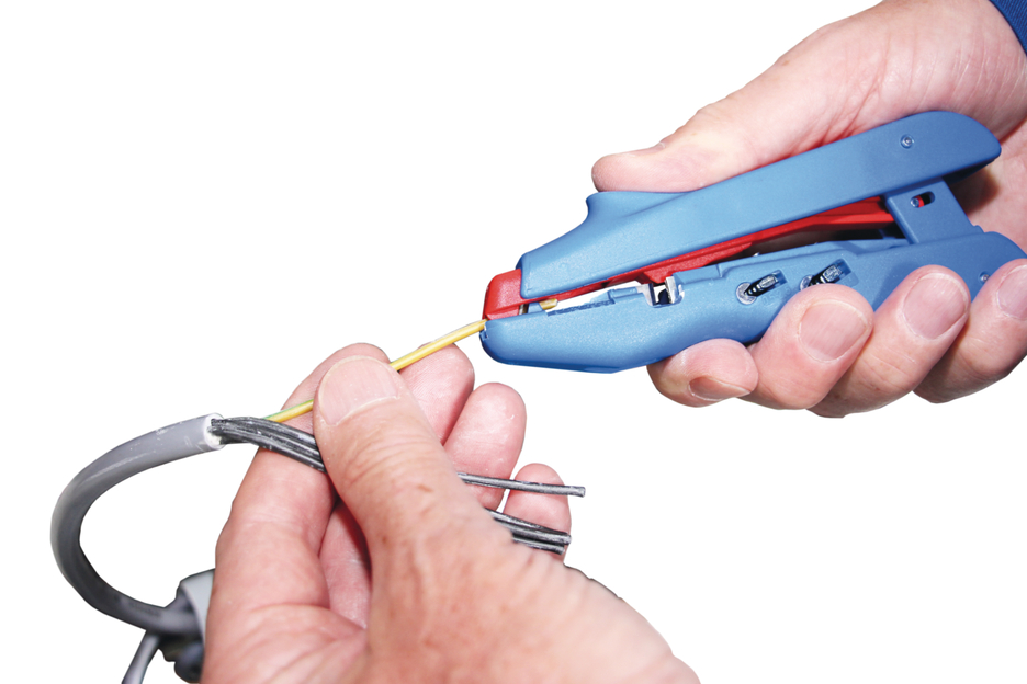Duo-Ferramenta No. 300 | para descarnar e cravar I intervalo de trabalho 0,5 mm² - 6,0 mm²
