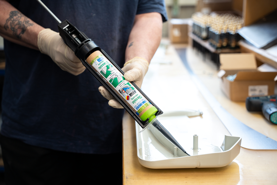 Polímero MS Flex 310 M® Classic | Adesivo elástico à base de polímeros MS para uma utilização versátil